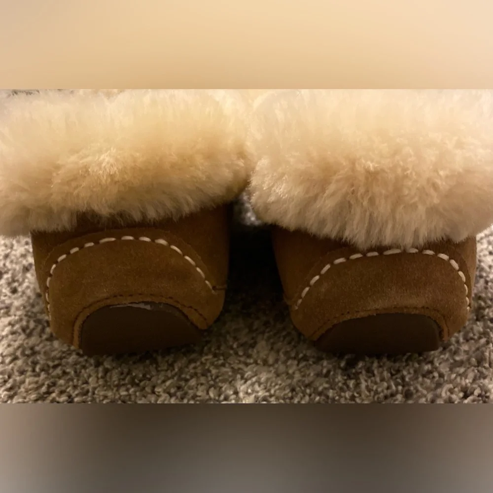 Slippers - Picture 9 of 9